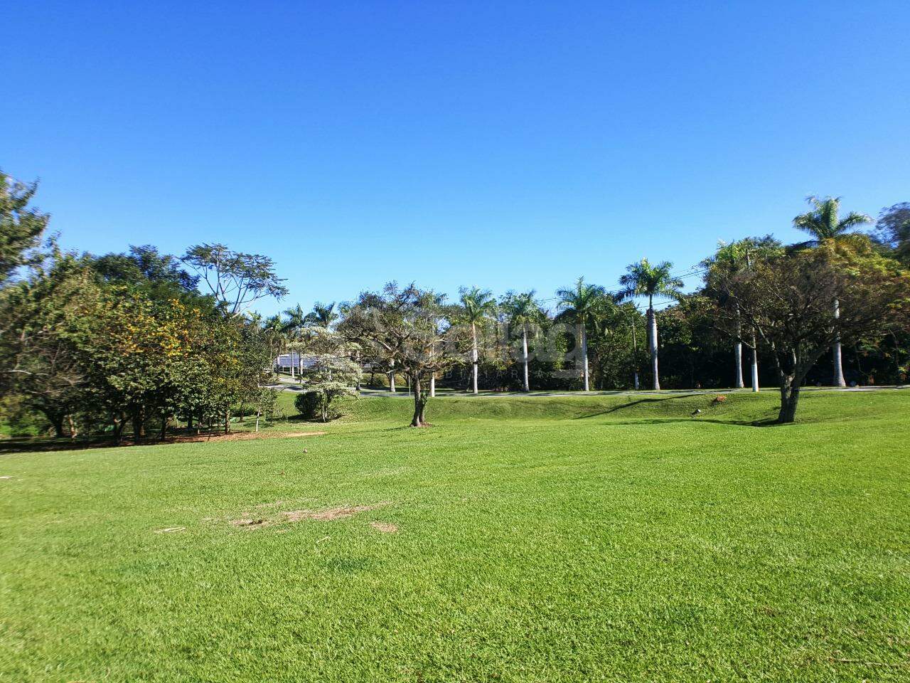 Terreno em condomínio à venda no Reserva dos Vinhedos: 