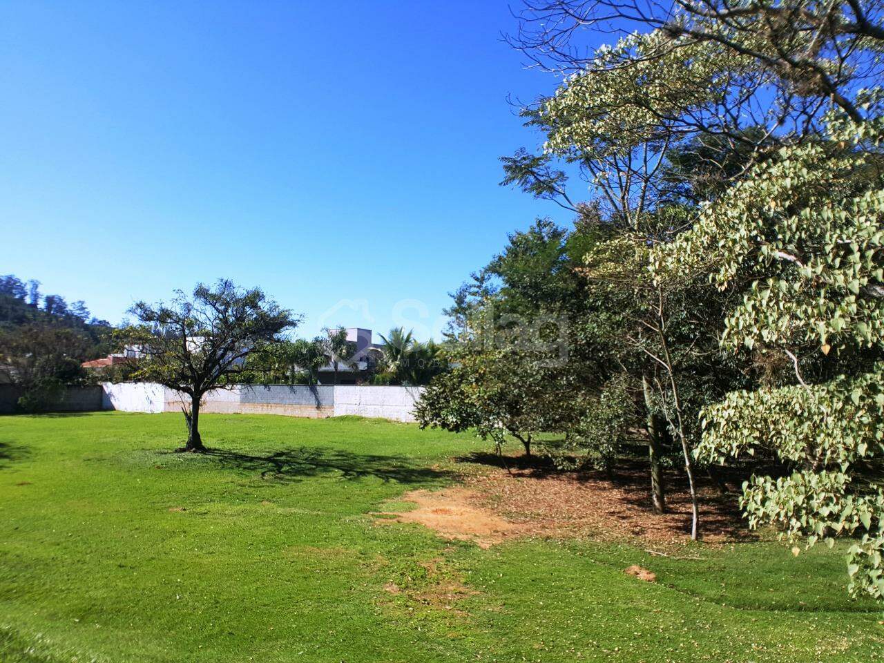 Terreno em condomínio à venda no Reserva dos Vinhedos: 