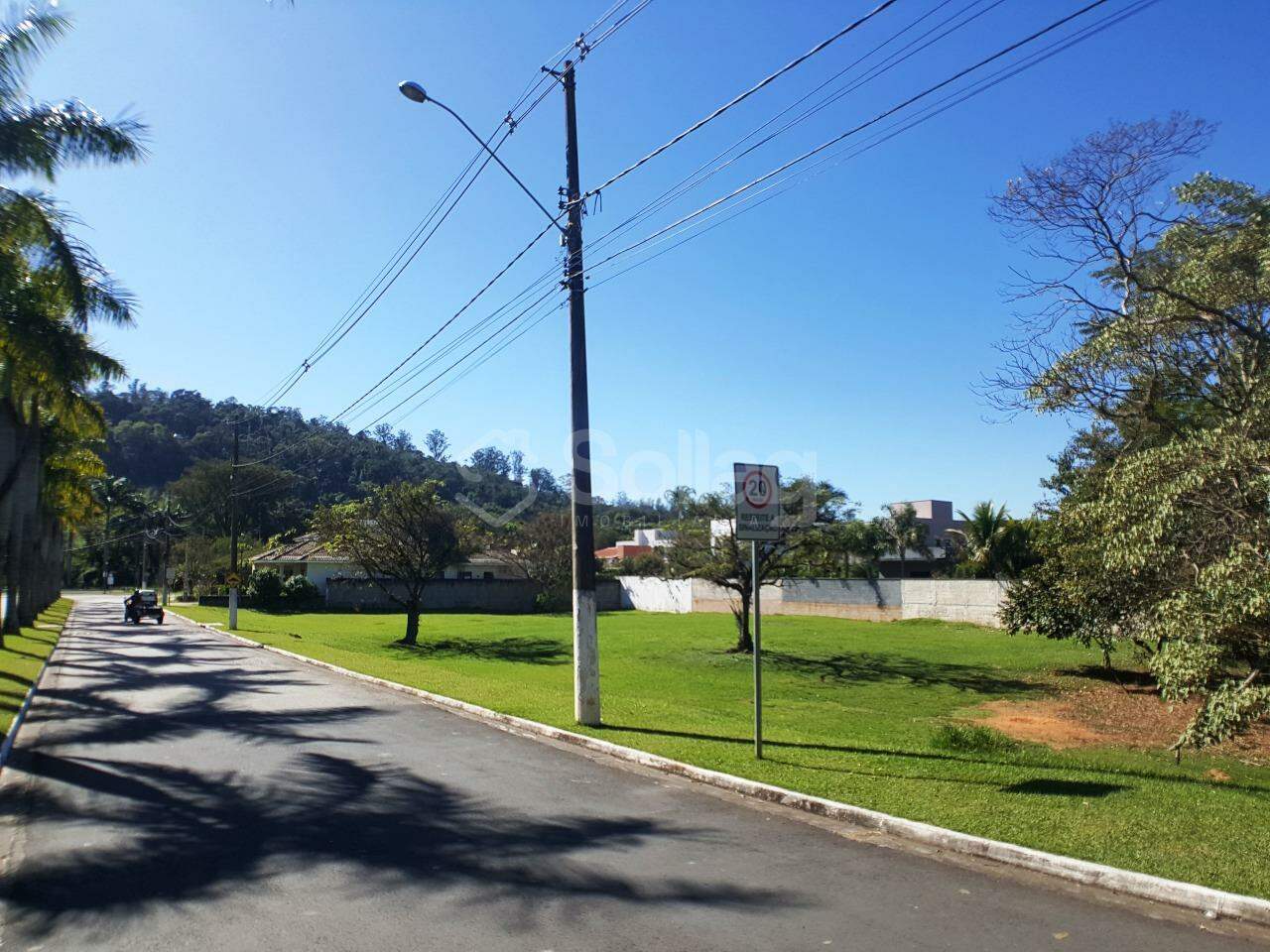 Terreno em condomínio à venda no Reserva dos Vinhedos: 