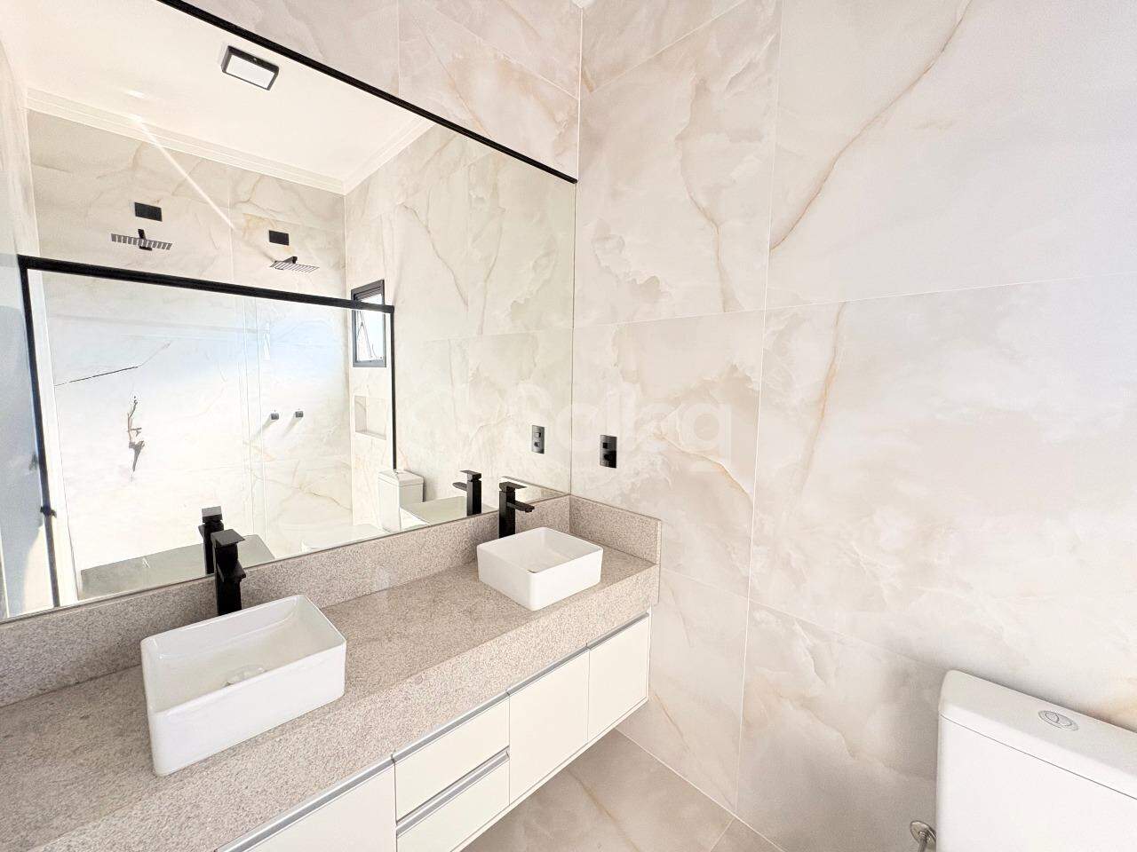 Casa em condomínio à venda no Condomínio Villa do Sol:
