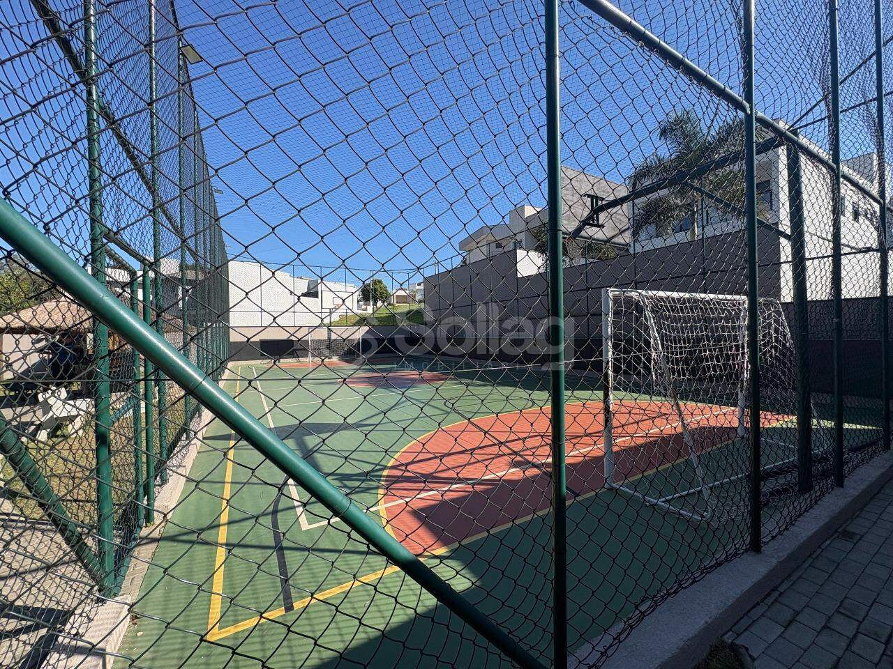 Casa em condomínio à venda no Condomínio Villa do Sol: