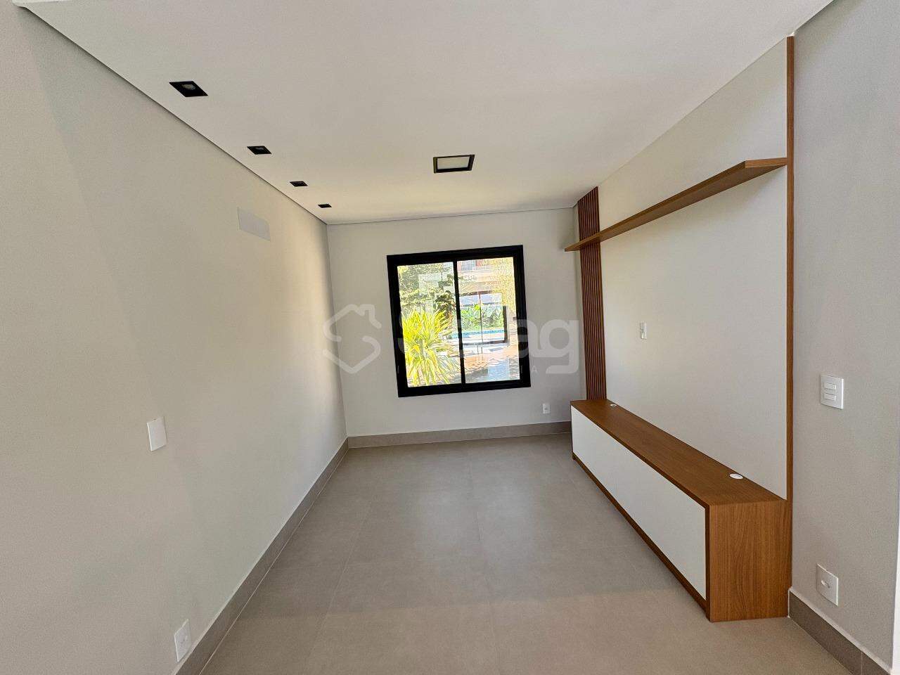 Casa em condomínio à venda no Condomínio Villa do Sol: