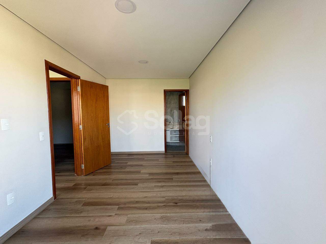 Casa em condomínio à venda no Condomínio Villa do Sol: