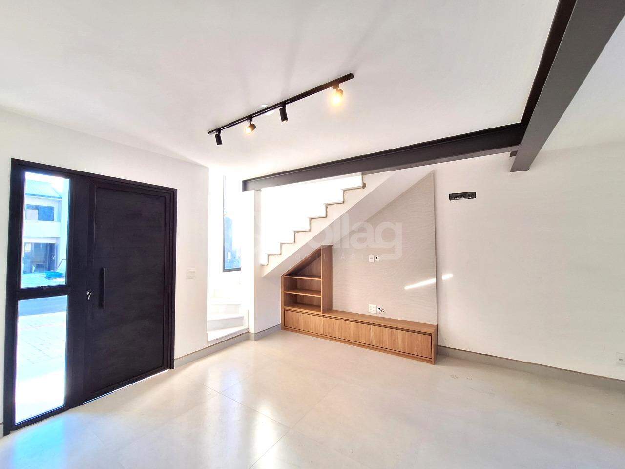 Casa em condomínio para aluguel no Vila Omizollo: 