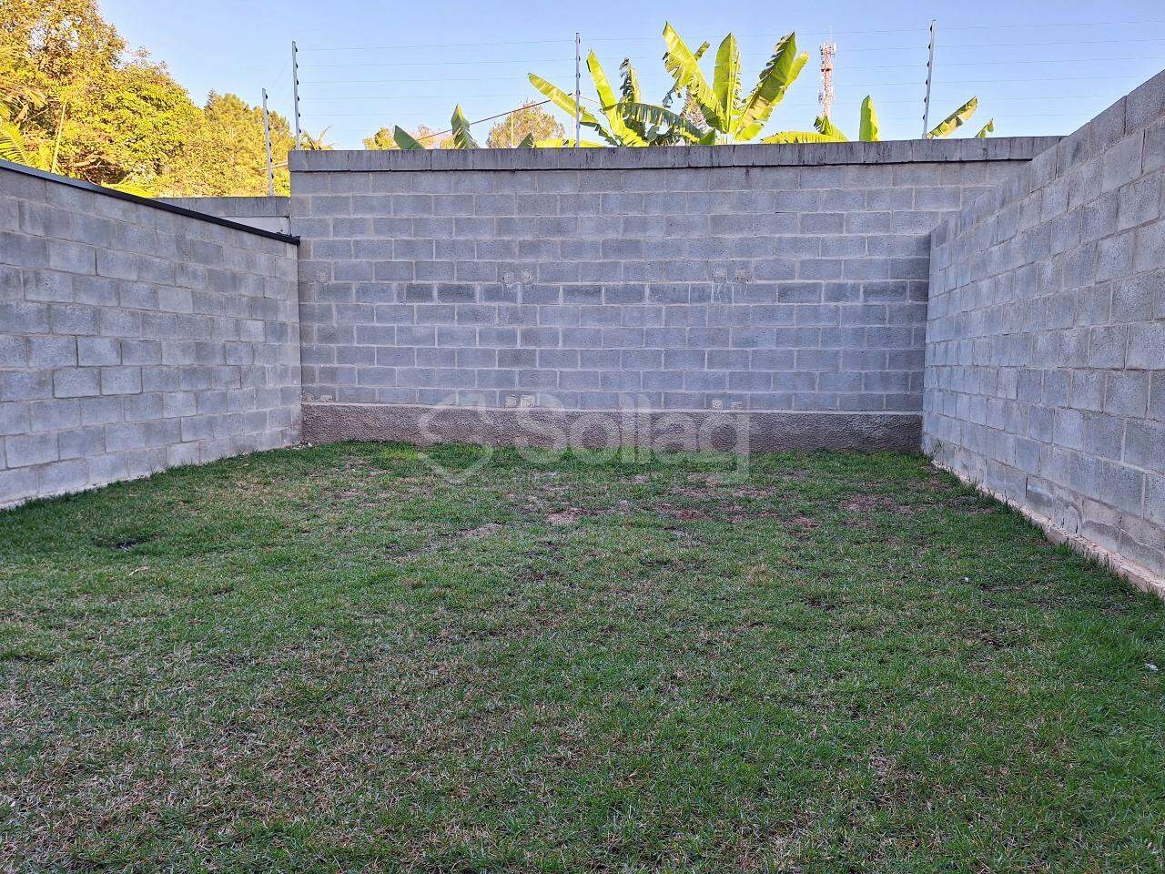 Casa em condomínio para aluguel no Vila Omizollo: 