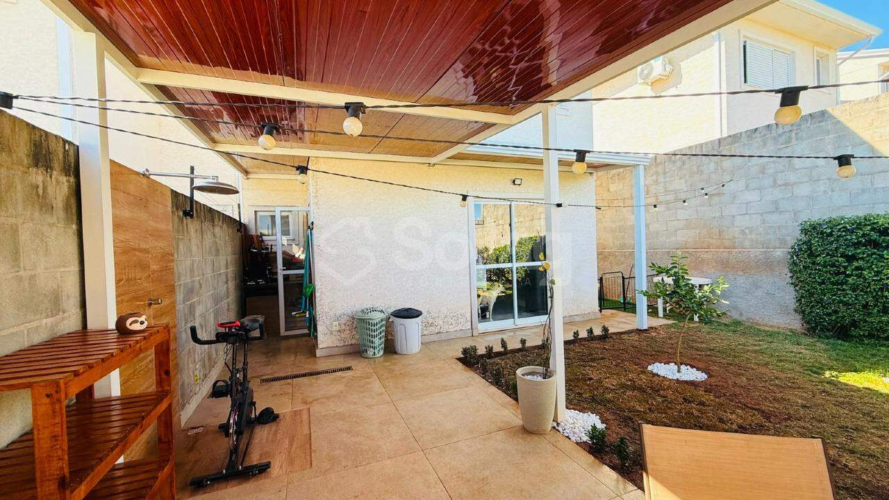 Casa em condomínio à venda no Condomínio Residencial Manacás: