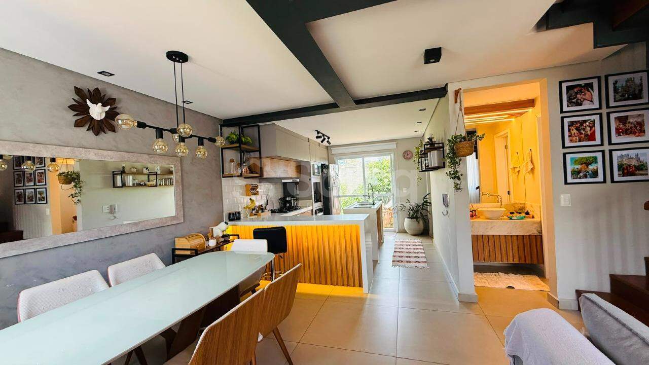Casa em condomínio à venda no Condomínio Residencial Manacás: 