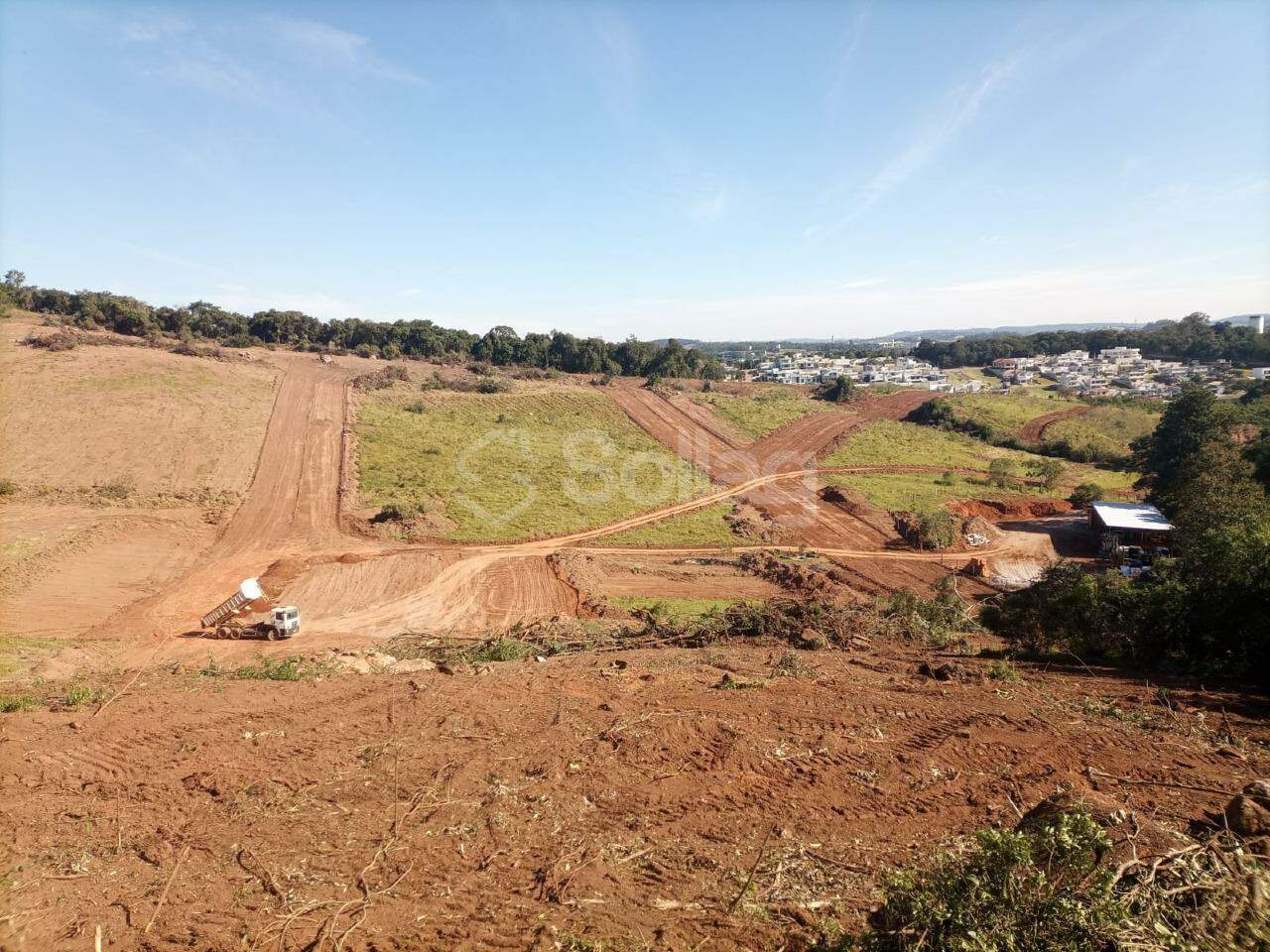 Terreno em condomínio à venda no Santa Isabel:
