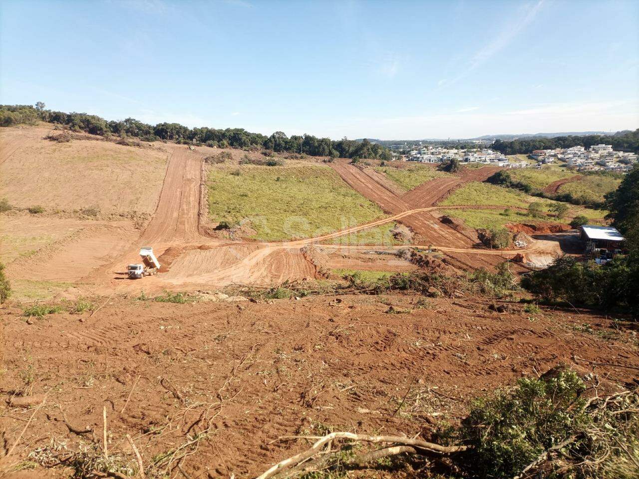 Terreno em condomínio à venda no Santa Isabel: