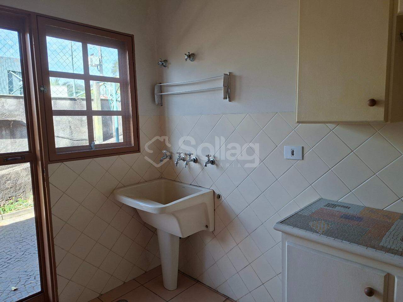 Casa em condomínio à venda no Condomínio Chácaras do Lago: 