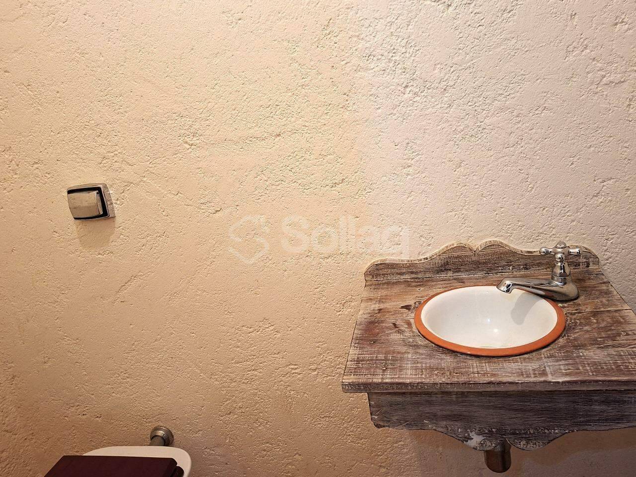 Casa em condomínio à venda no Condomínio Chácaras do Lago: 