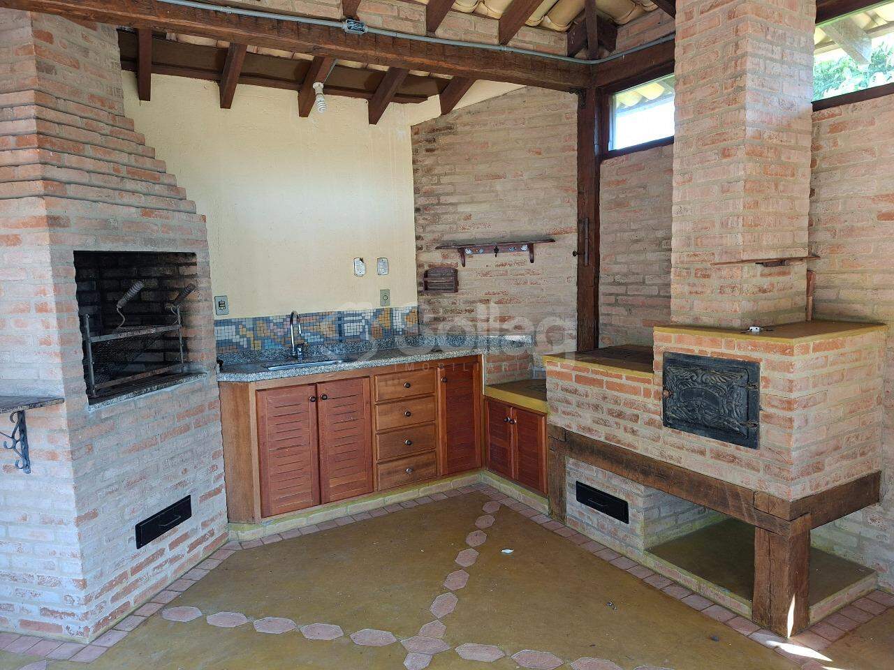 Casa em condomínio à venda no Condomínio Chácaras do Lago: 