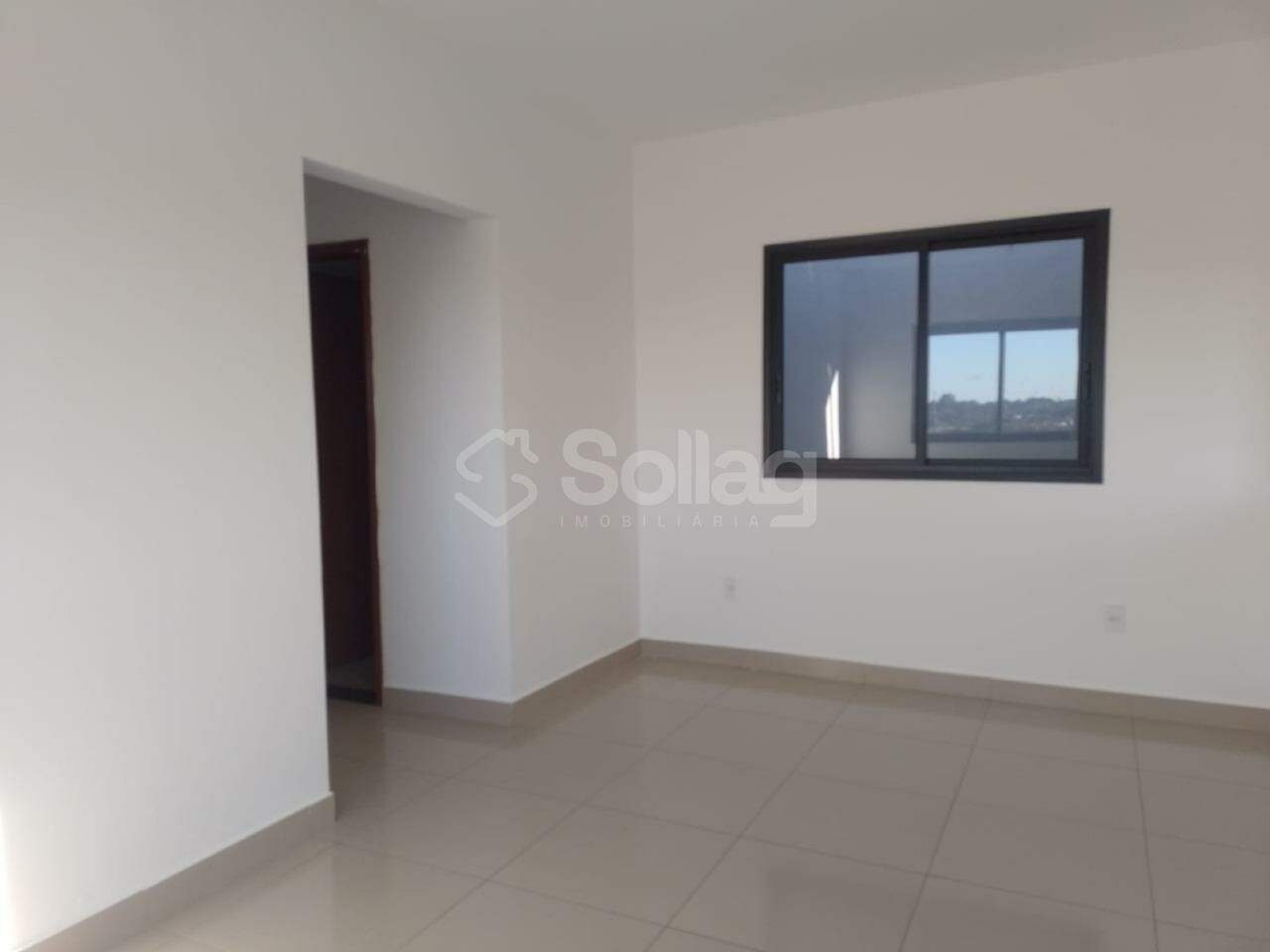 Casa para aluguel no Santa Cândida: 