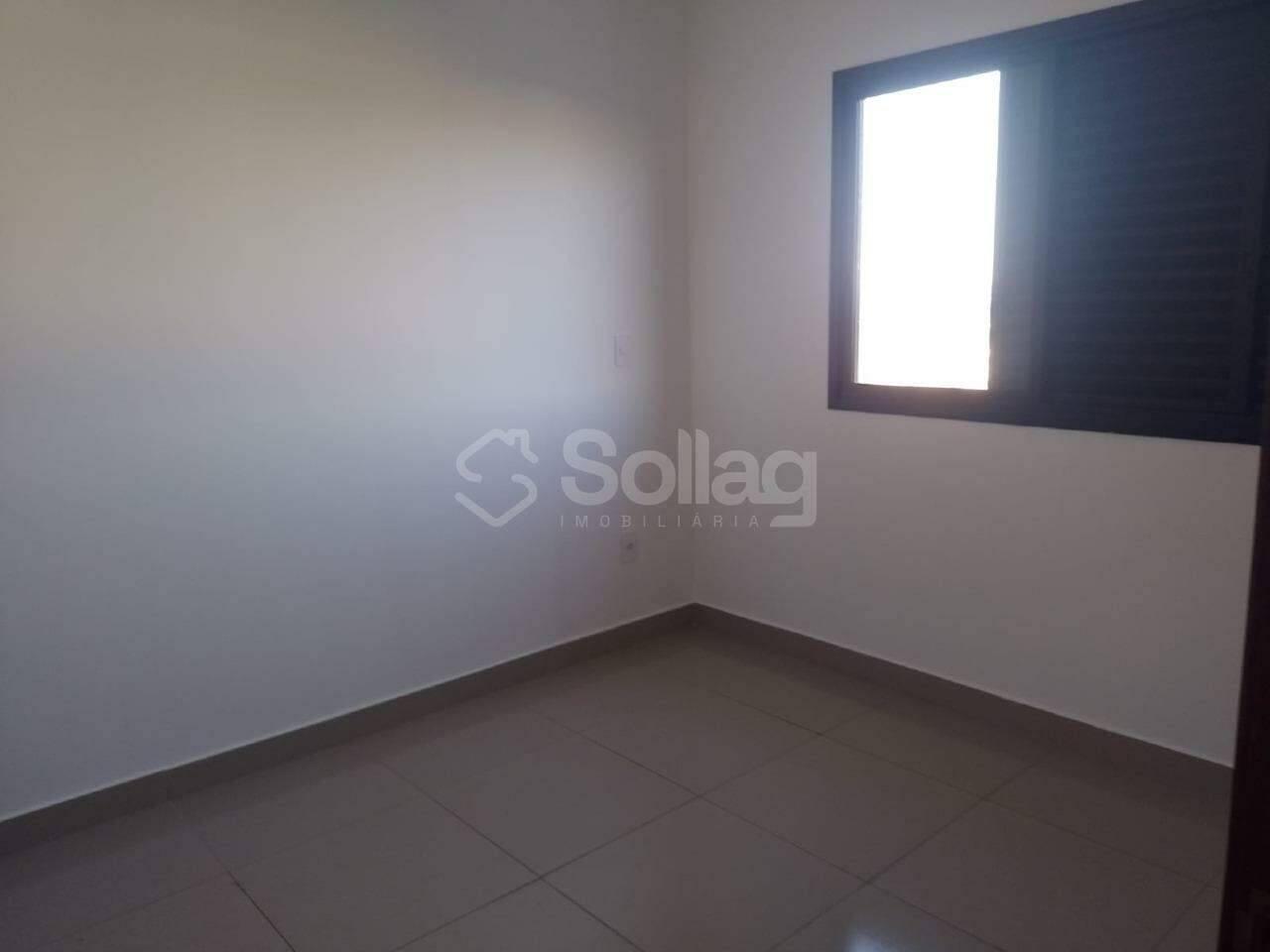 Casa para aluguel no Santa Cândida: 