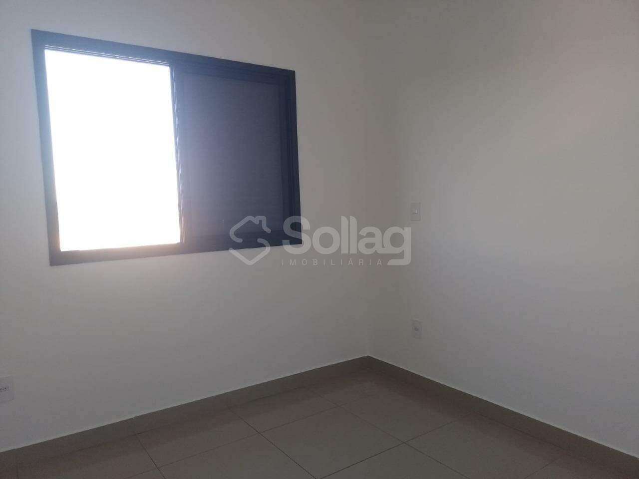Casa para aluguel no Santa Cândida: 