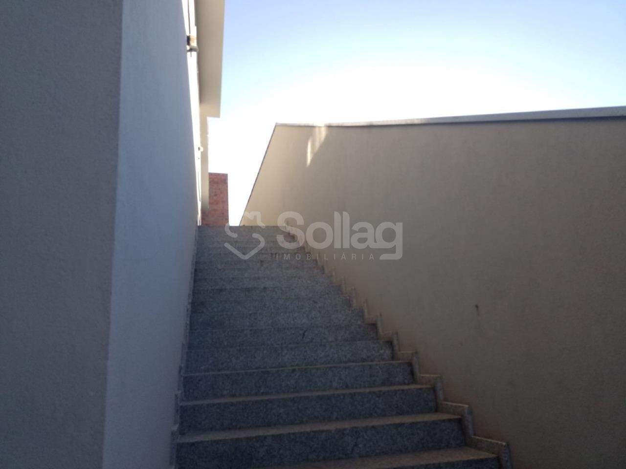 Casa para aluguel no Santa Cândida: 