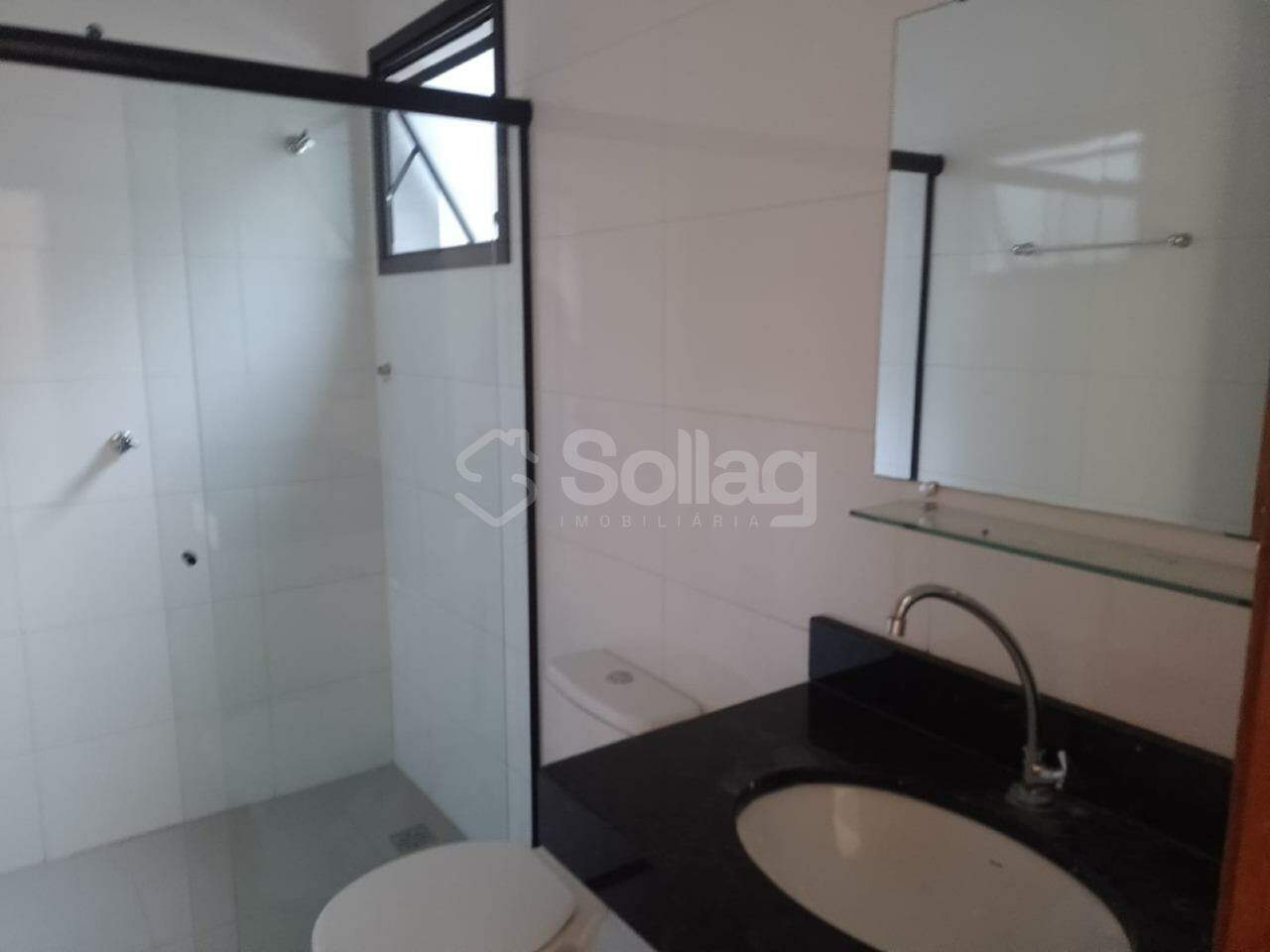 Casa para aluguel no Santa Cândida: 