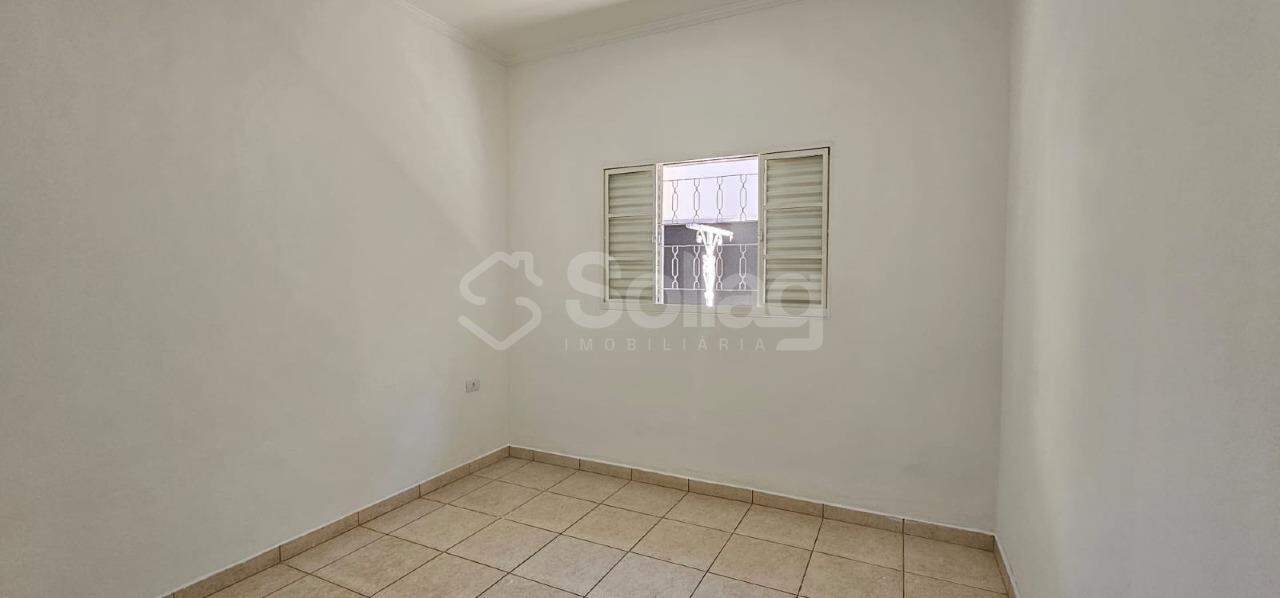 Casa em condomínio à venda no Condomínio Jardim das Palmeiras: 