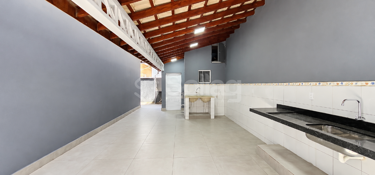 Casa em condomínio à venda no Condomínio Jardim das Palmeiras: 