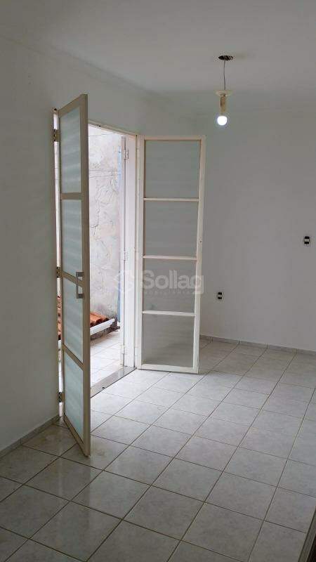 Casa para aluguel no Centro: 