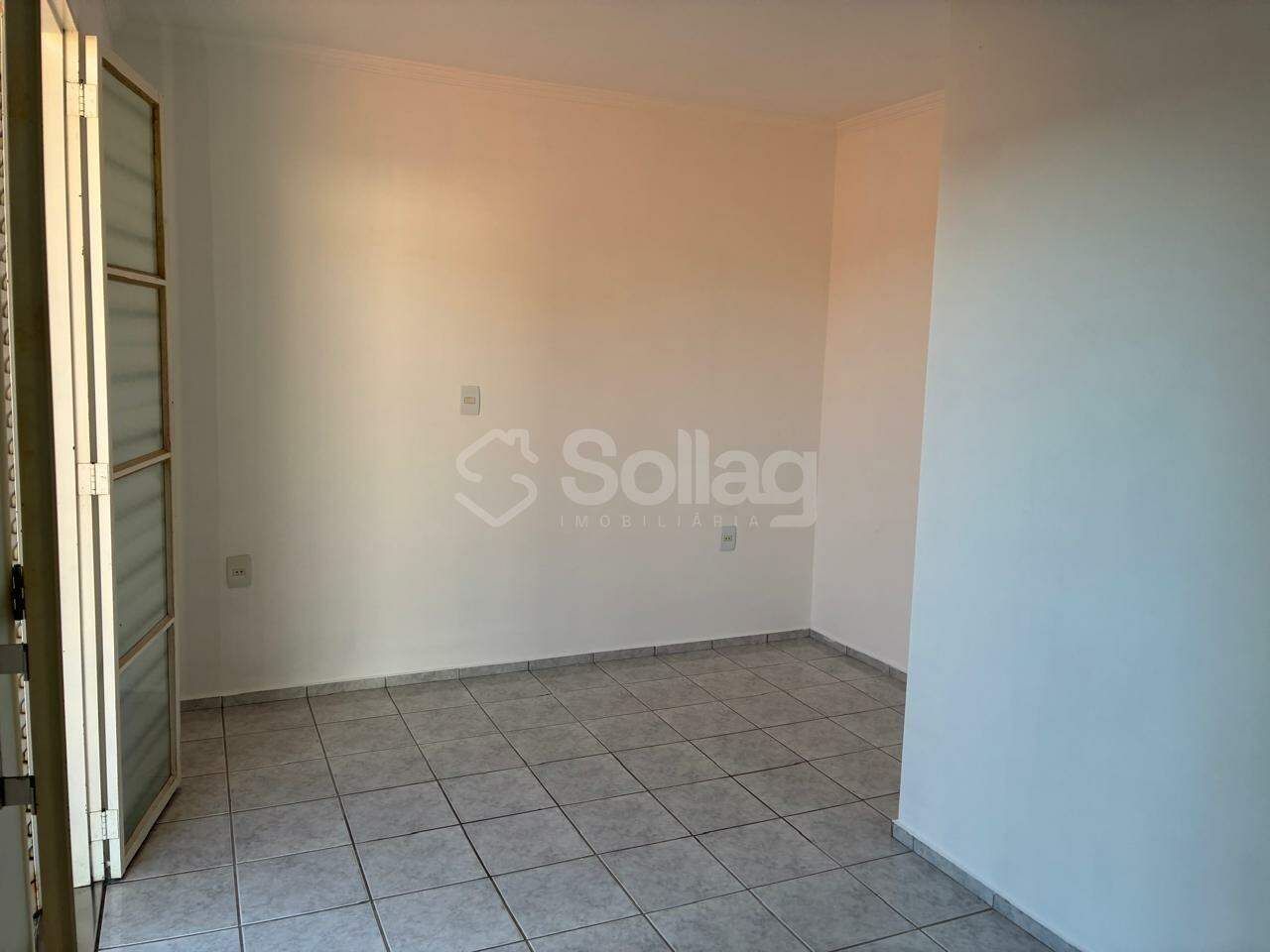 Casa para aluguel no Centro: 