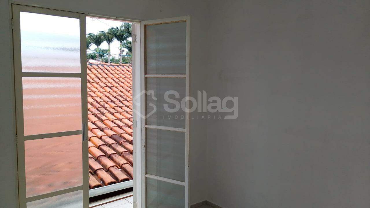 Casa para aluguel no Centro: 