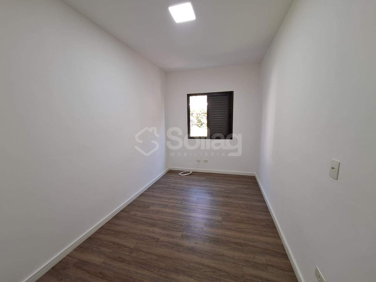 Apartamento à venda no Pinheirinho:
