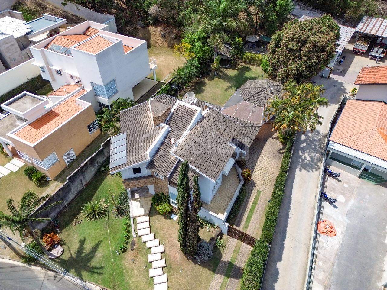 Casa em condomínio à venda no Marambaia: 