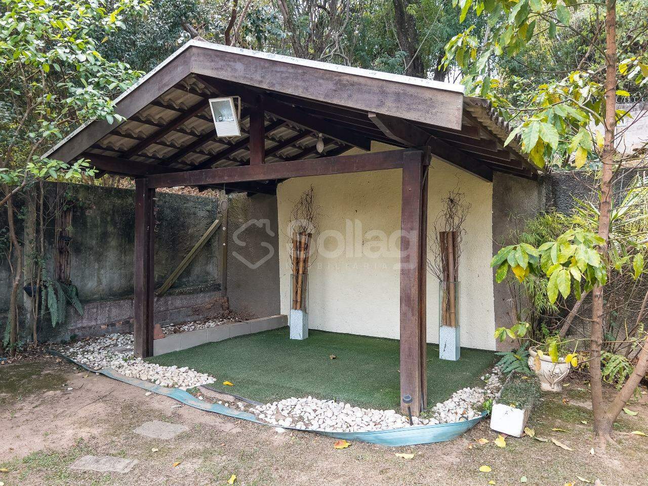 Casa em condomínio à venda no Marambaia: 