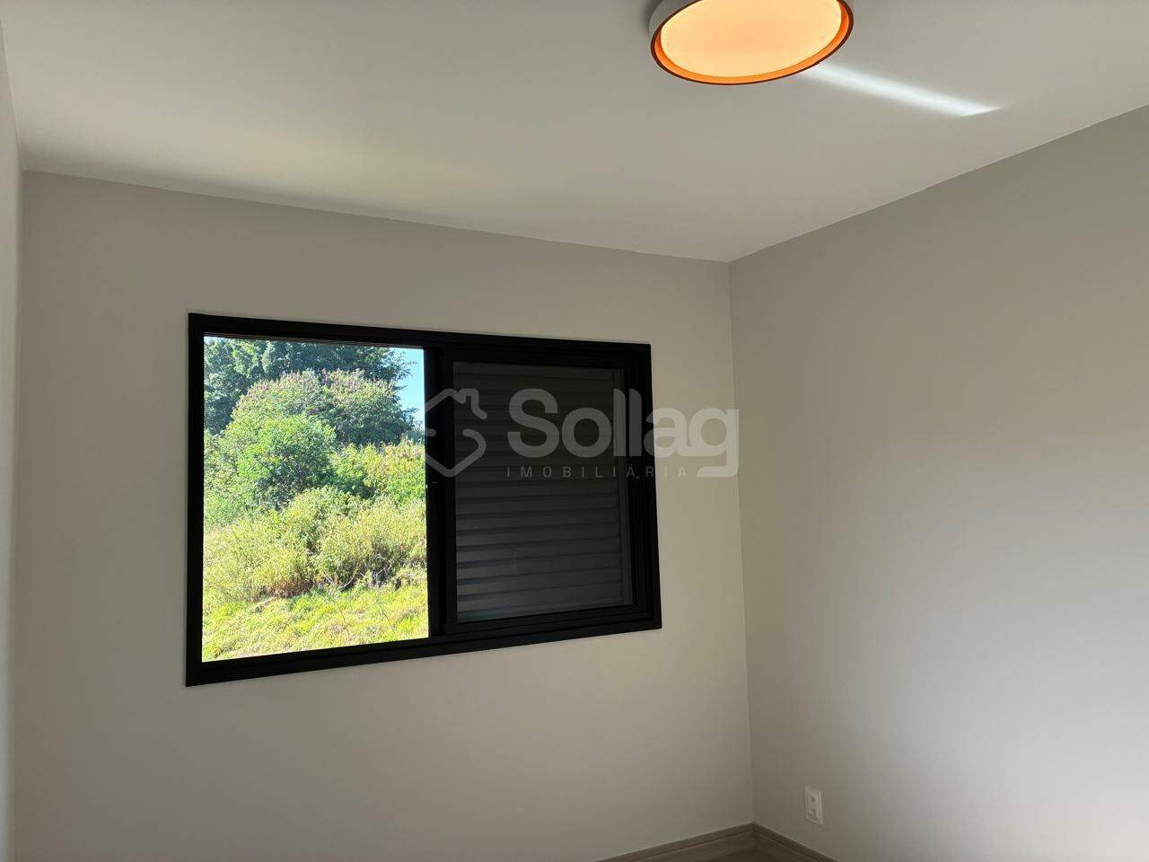 Casa para aluguel no Vila Omizollo:
