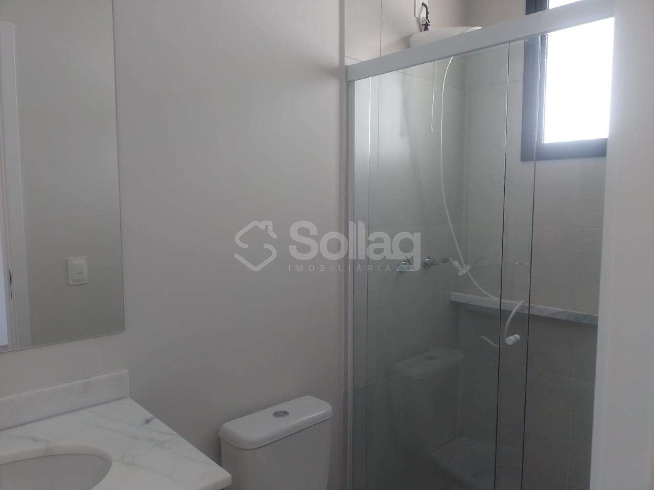 Casa em condomínio para aluguel no Vila Omizollo: