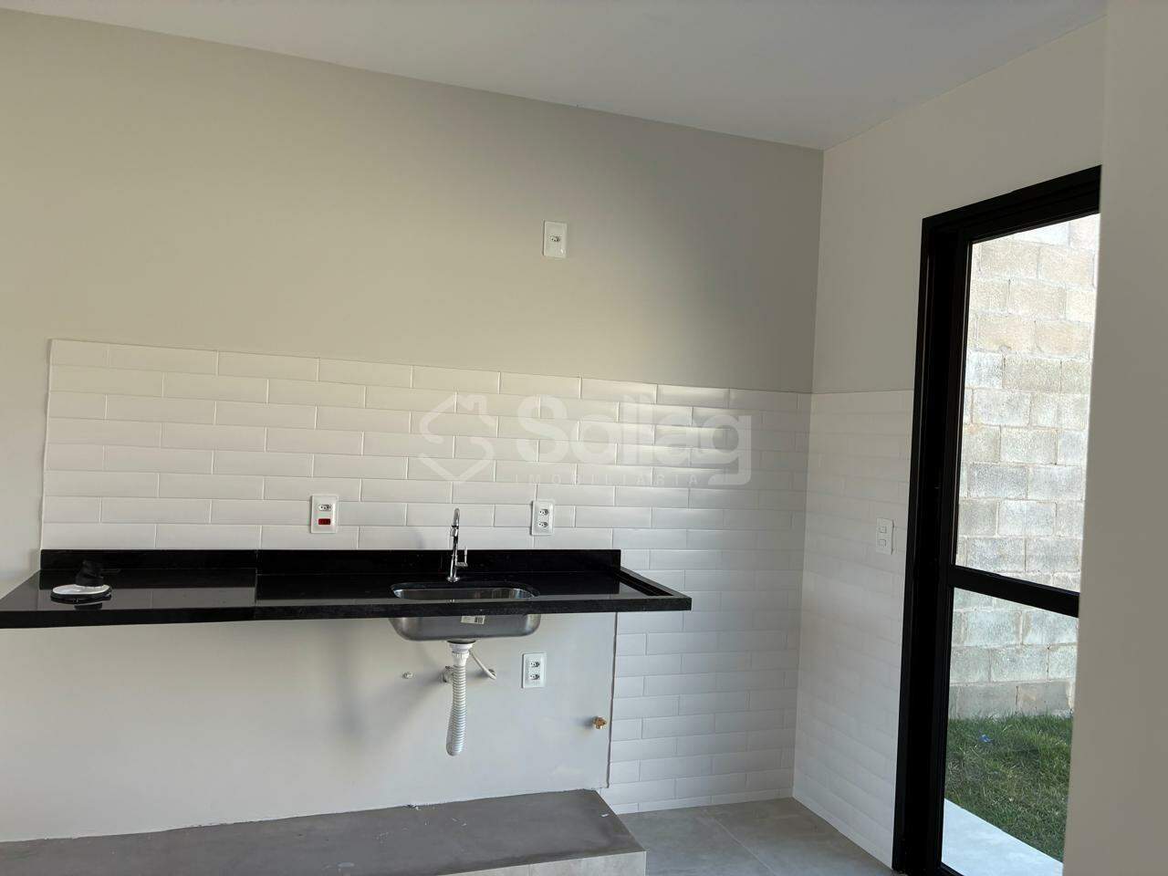 Casa em condomínio para aluguel no Vila Omizollo: 