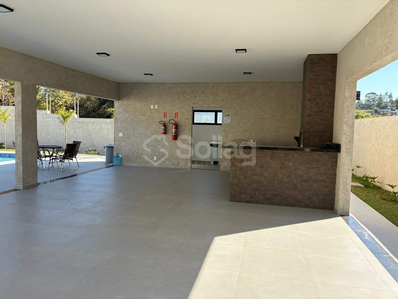 Casa em condomínio para aluguel no Vila Omizollo: 