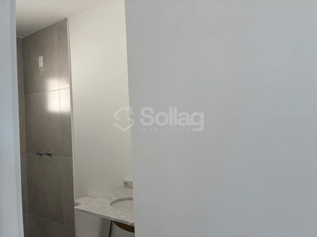 Casa em condomínio para aluguel no Vila Omizollo: 