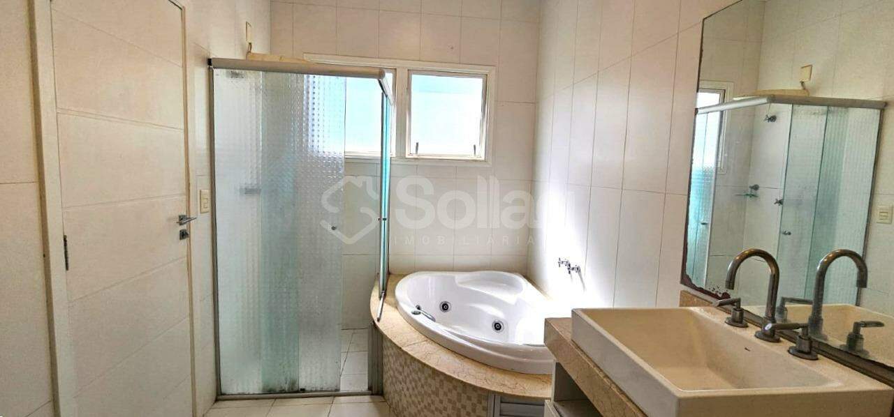 Casa em condomínio à venda no Condomínio Bosques de Grevílea: 