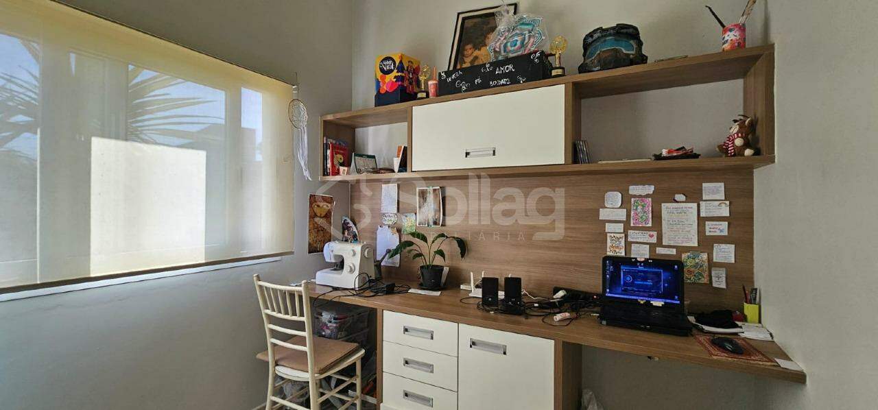Casa em condomínio à venda no Condomínio Bosques de Grevílea: 