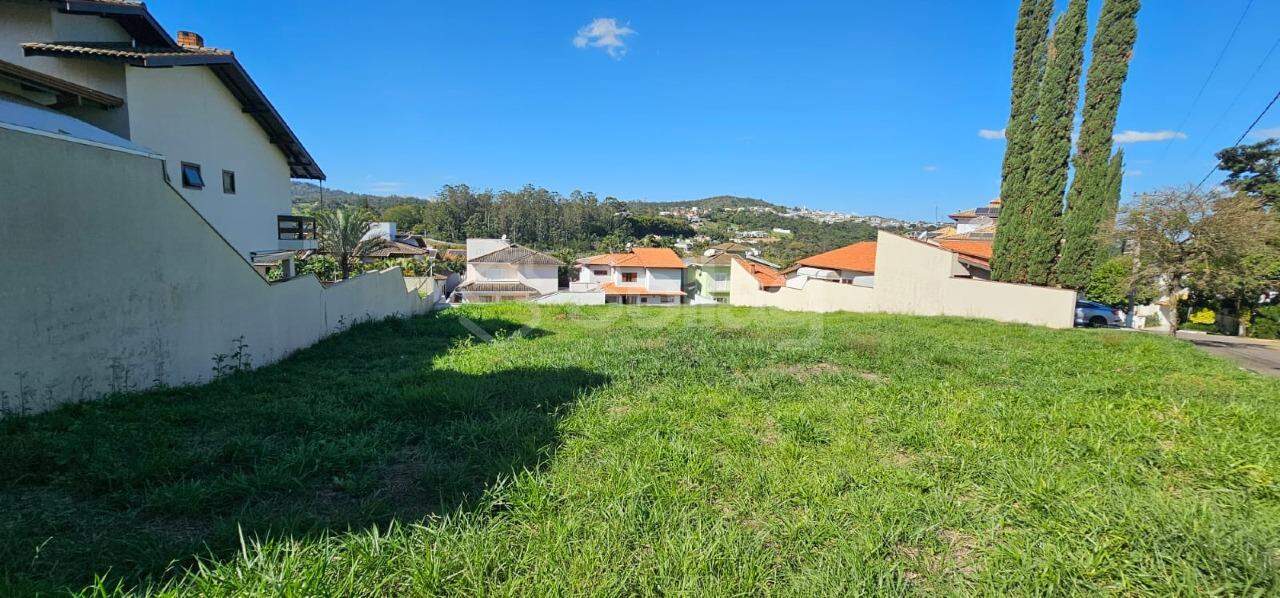 Terreno em condomínio à venda no Villaggio Capríccio: 