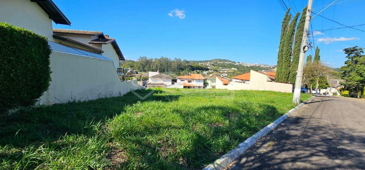 Terreno em condomínio à venda no Villaggio Capríccio: 