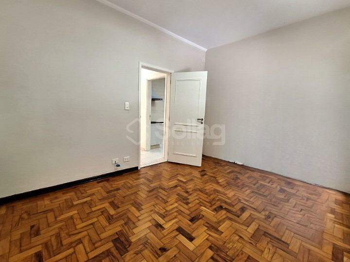 Casa para aluguel no Centro: 