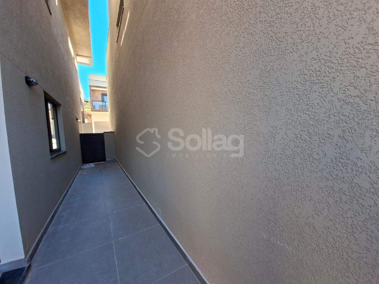 Casa em condomínio para aluguel no Vila Omizollo: 
