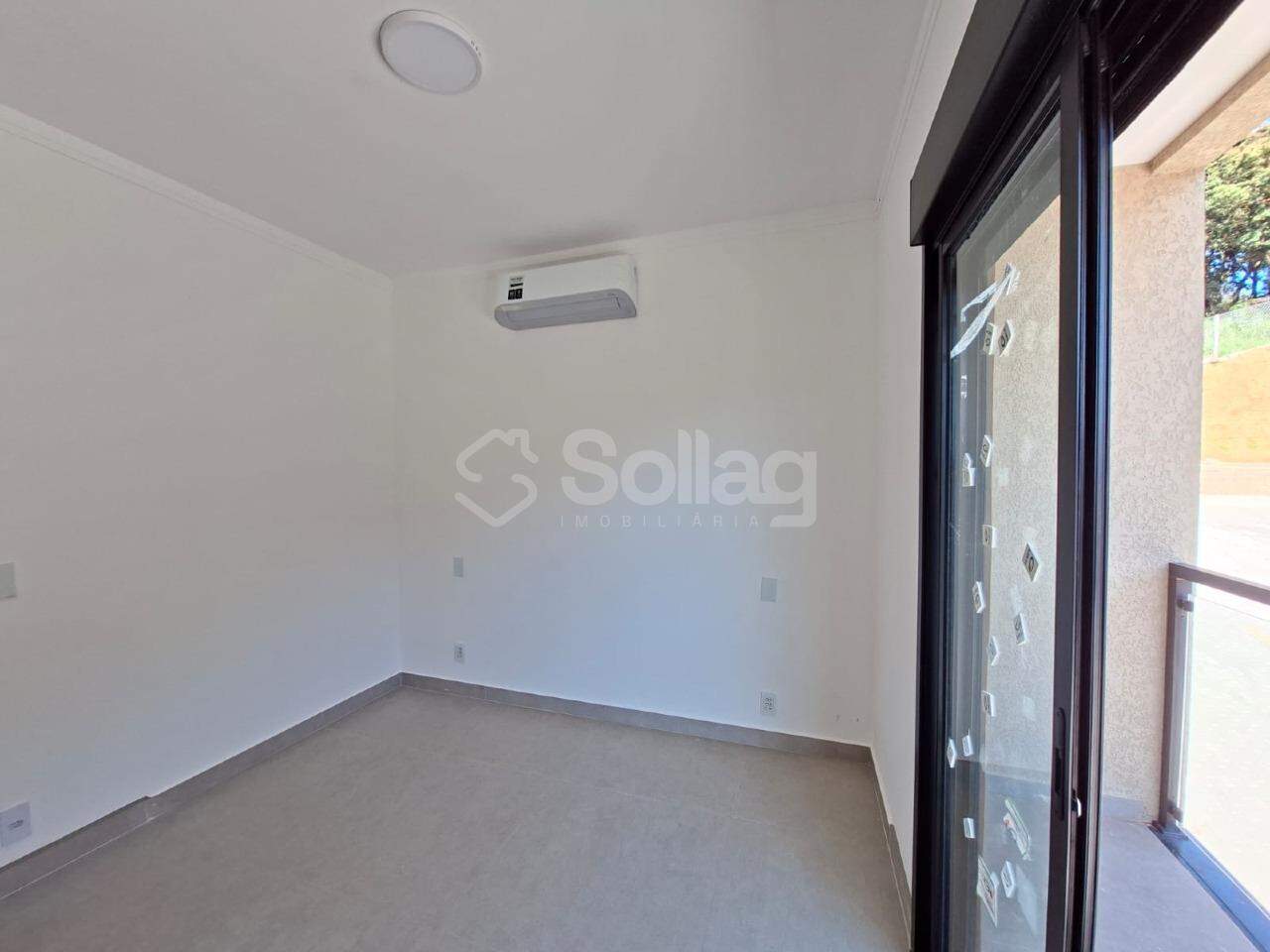 Casa em condomínio para aluguel no Vila Omizollo: 