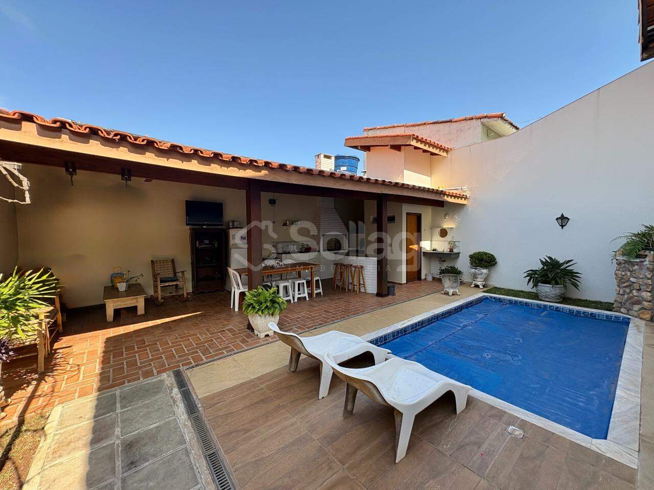 Casa à venda no Centro: 