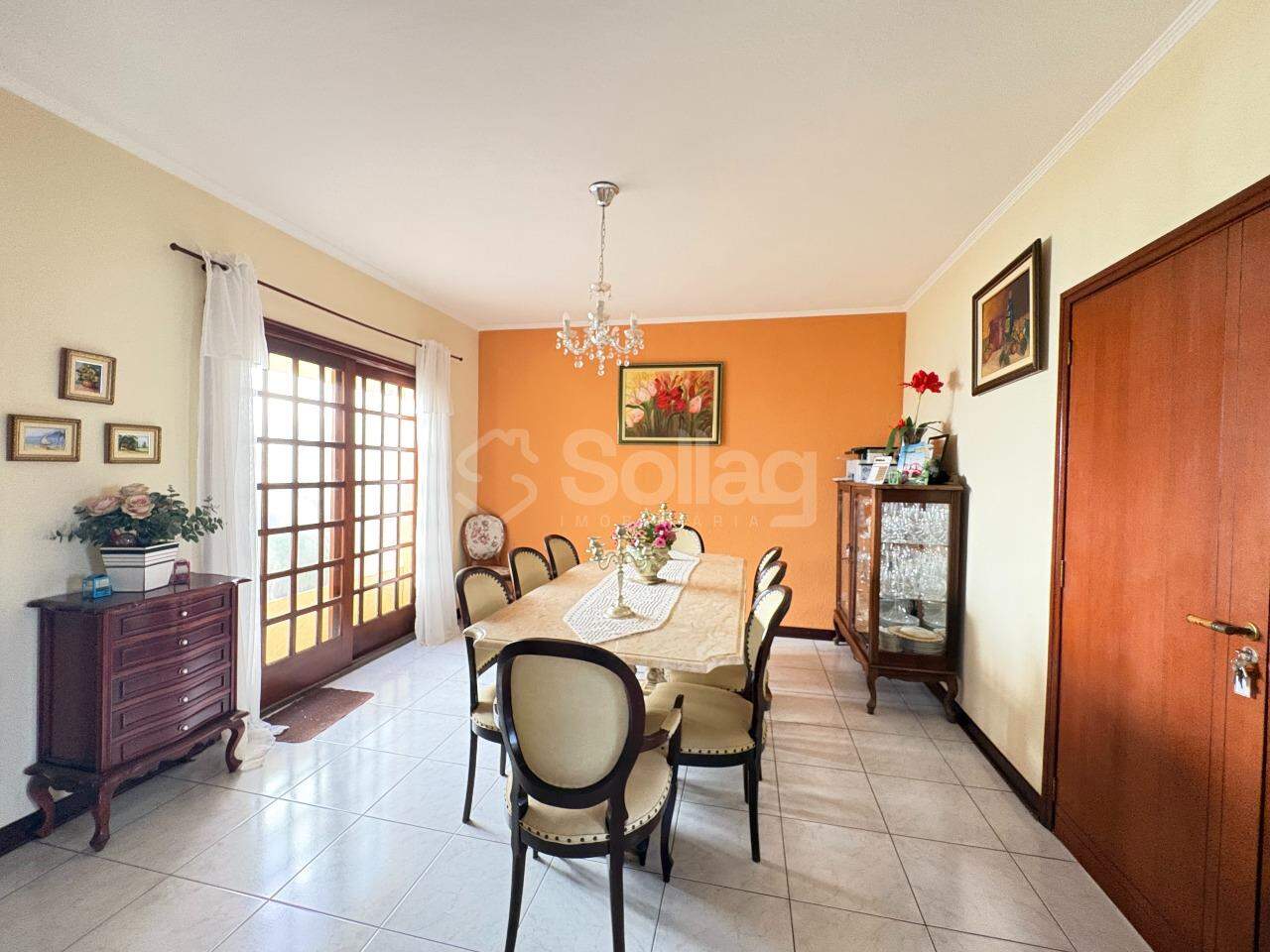 Casa à venda no Centro: