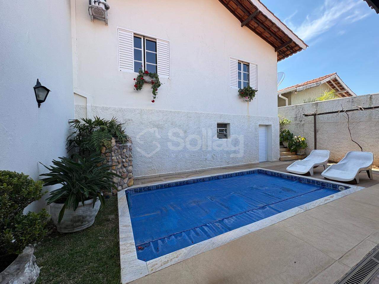 Casa à venda no Centro: