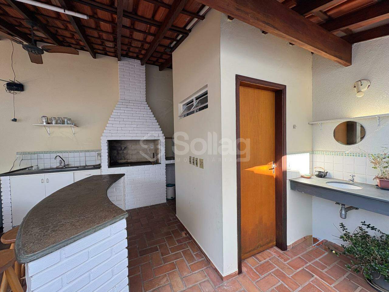 Casa à venda no Centro: