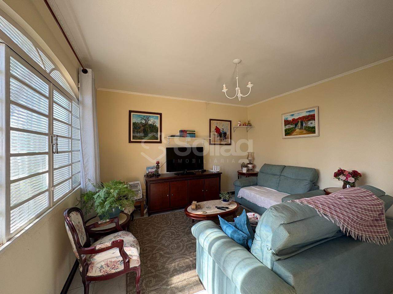 Casa à venda no Centro: