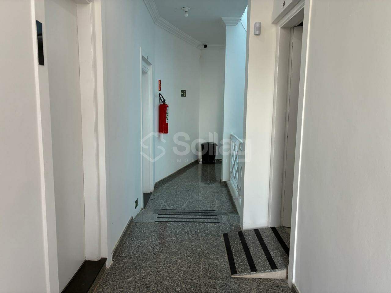 Sala para aluguel no Centro: