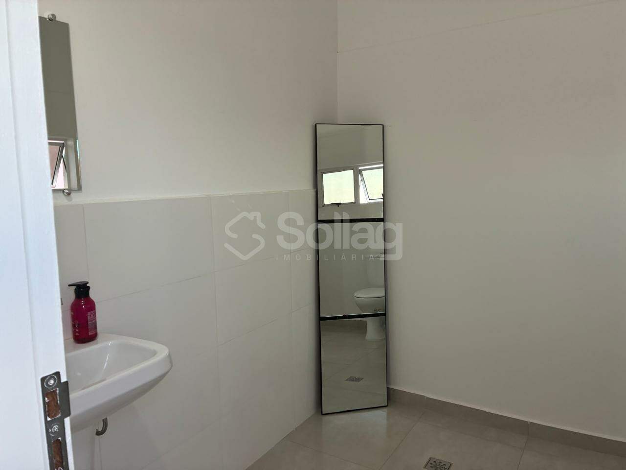 Sala para aluguel no Centro: