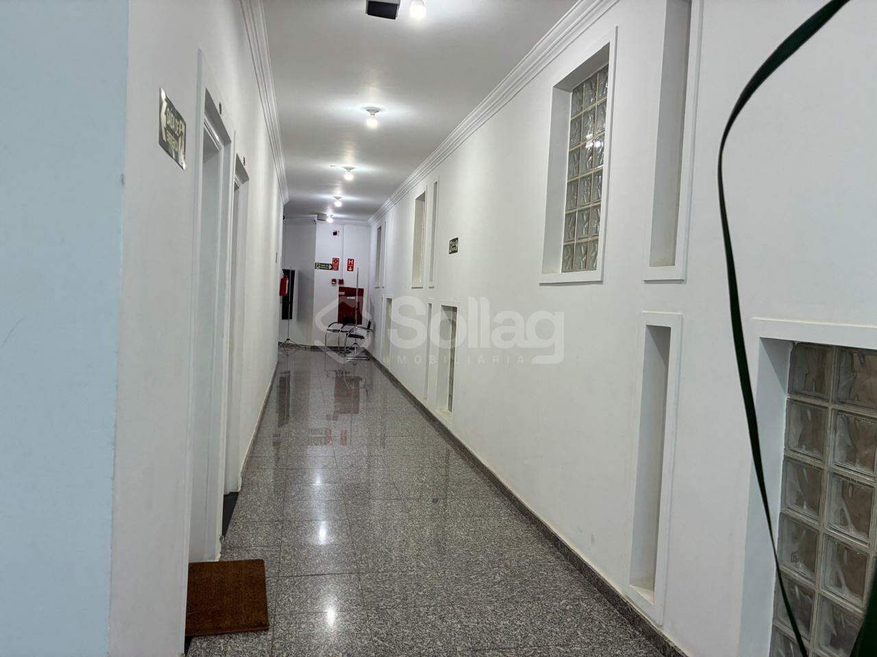 Sala para aluguel no Centro: