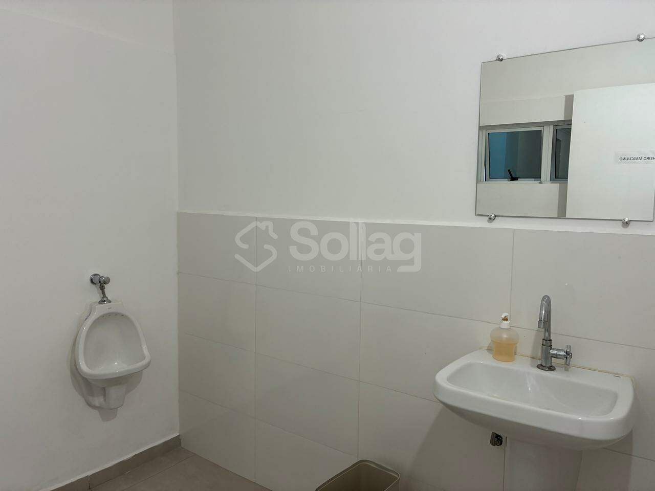 Sala para aluguel no Centro: